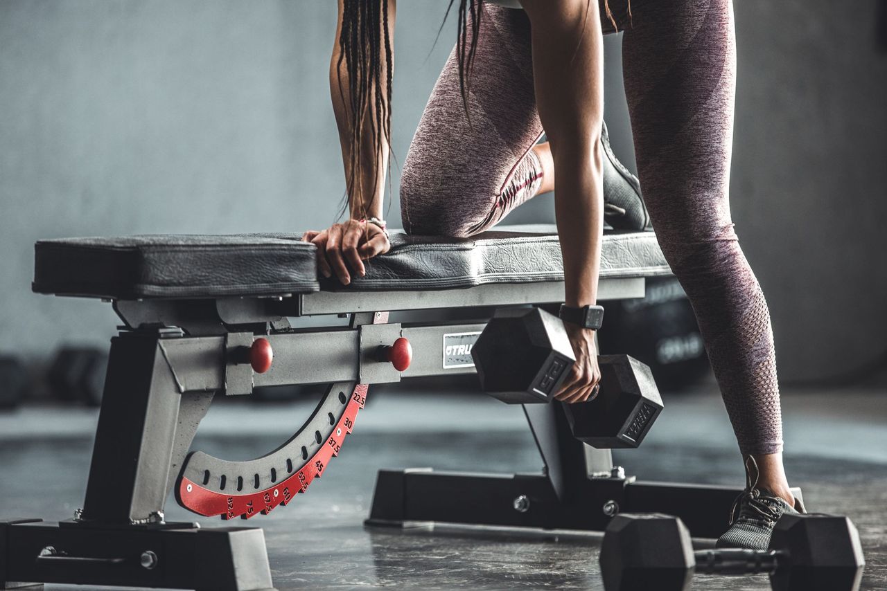 Incline vs Flat Bench: Which Should I Use?