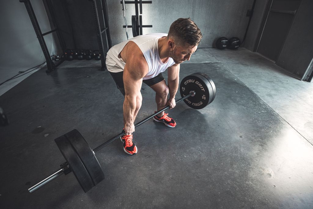 What Muscles Do Barbell Rows Work?