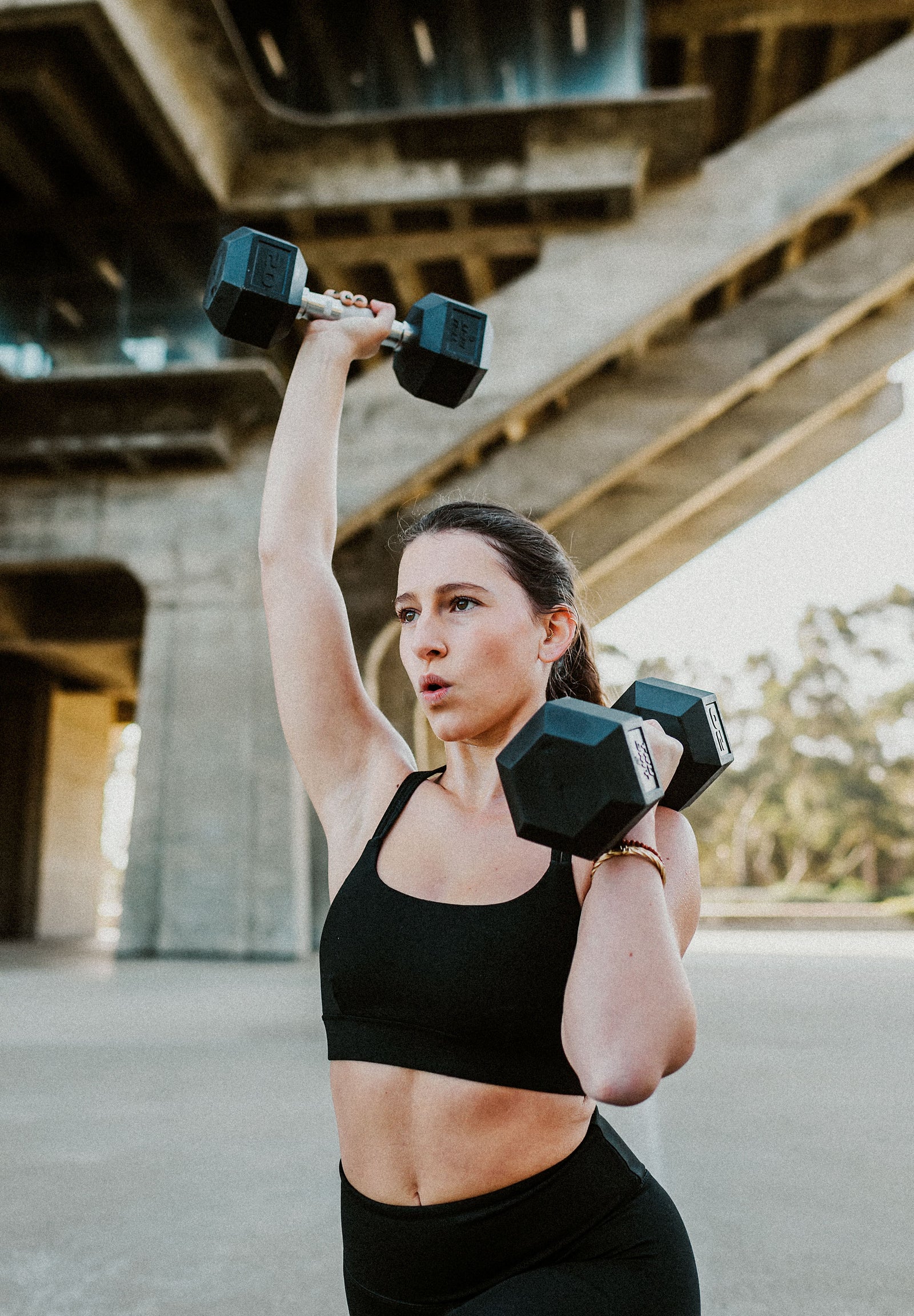 8 Benefits of Dumbbells For Any Fitness Level